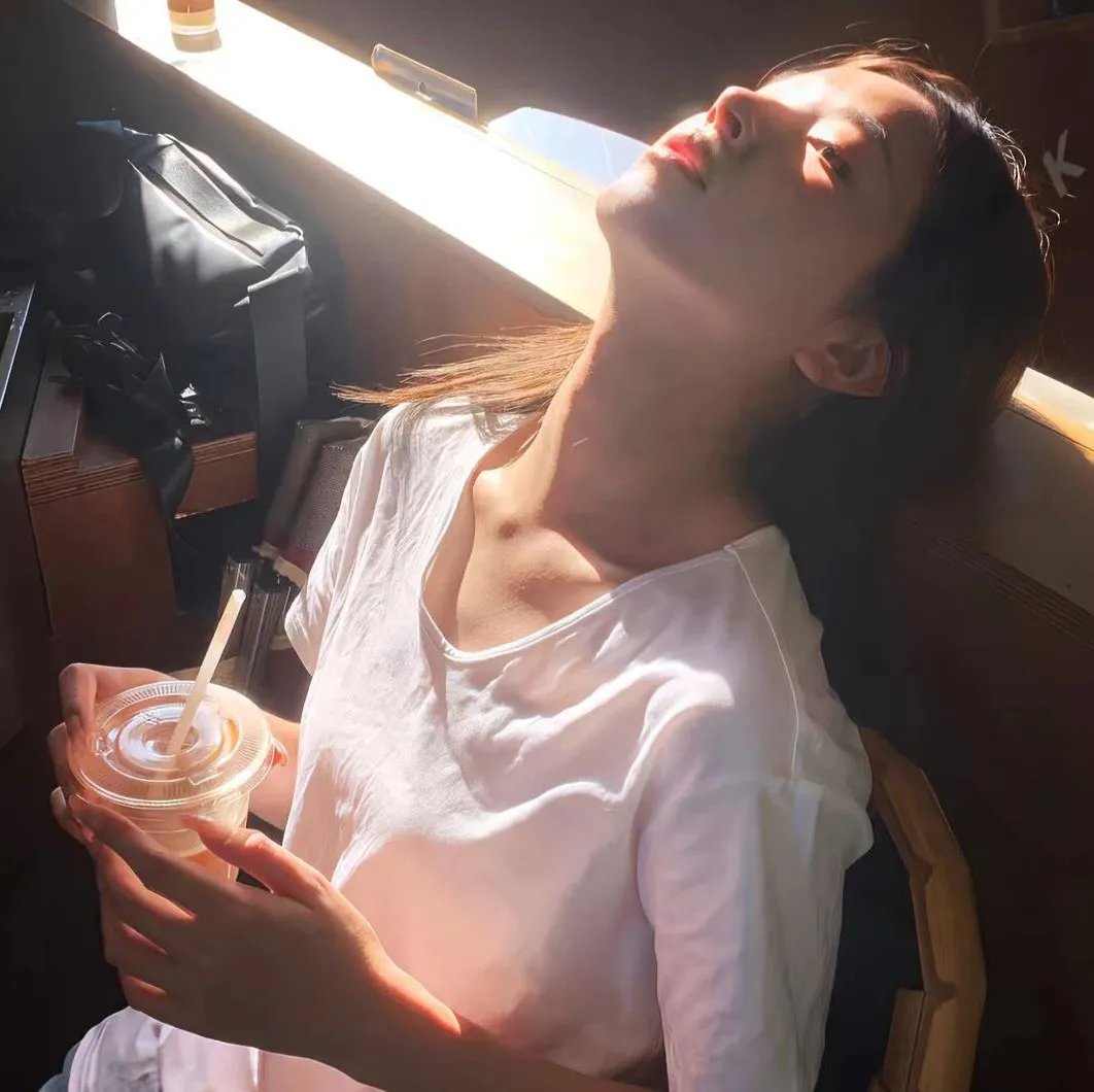 卖火柴女孩的再临